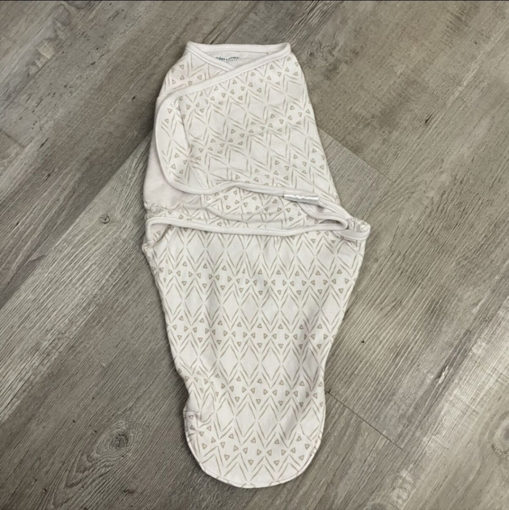 Aden + Anais Gender Neutral 0-3 months Swaddle